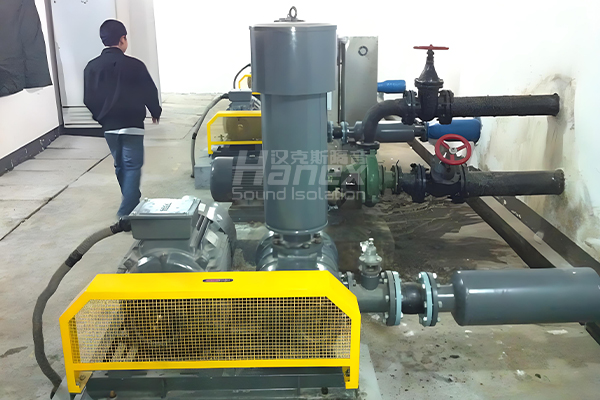 株洲風(fēng)機隔聲罩2 株洲風(fēng)機隔聲罩2